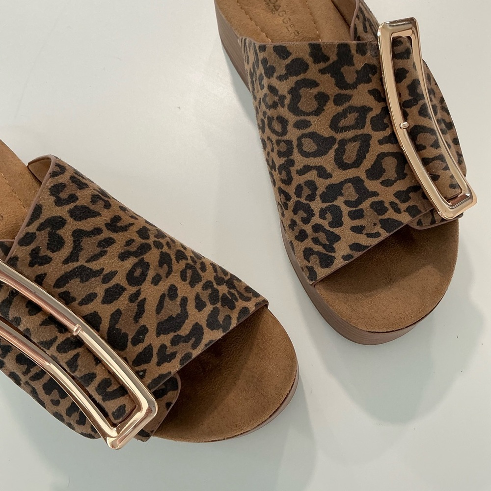 Kelsi Dagger Suede Dover Sandals Sz 6.5 - Picture 12 of 12